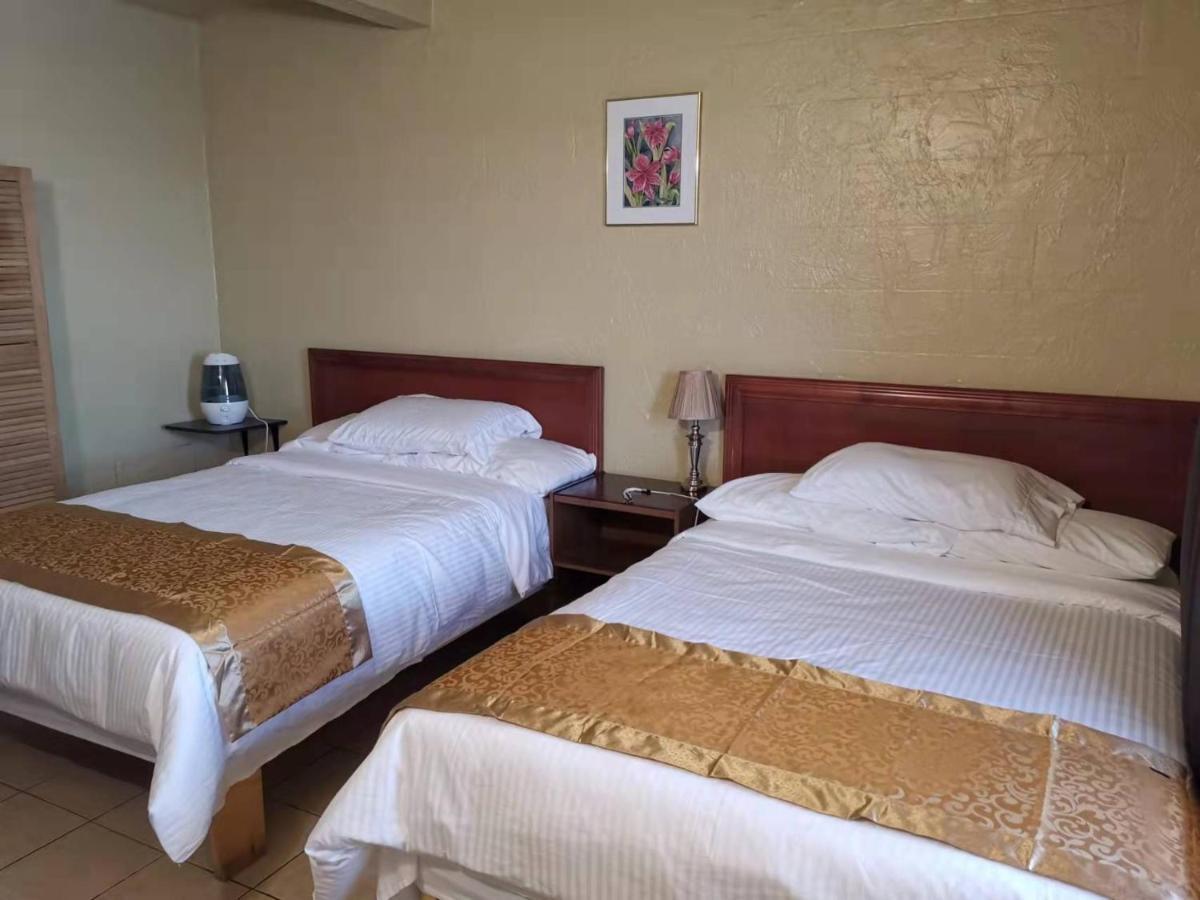 Dundurn Motel Extérieur photo